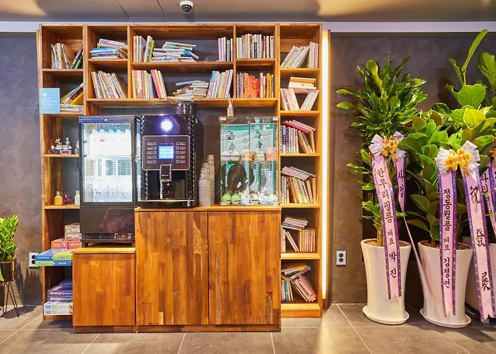 In Cafe Doksan Отель Сеул